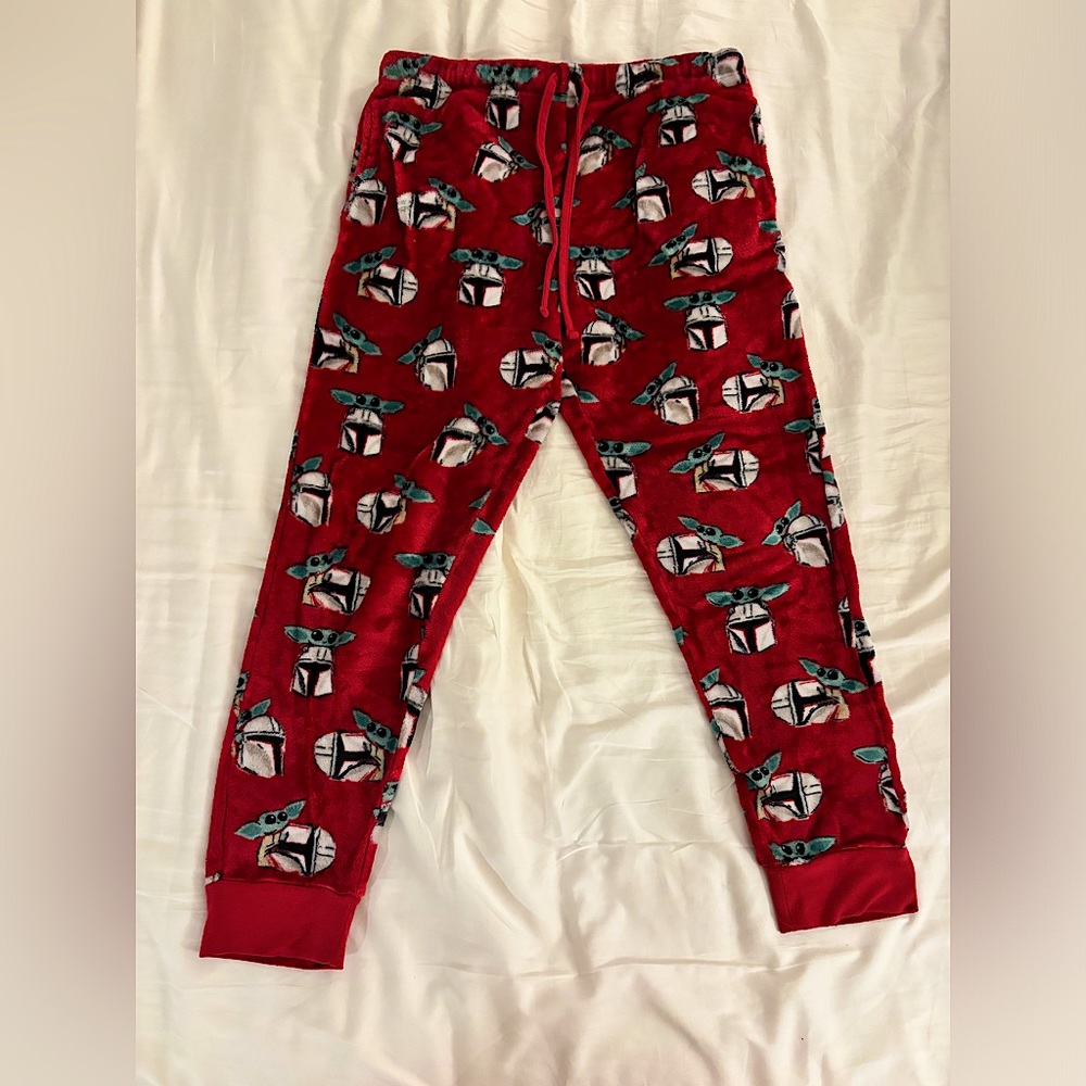 Star Wars Disney Mandalorian Grogu Large pajama pants fuzzy material euc
